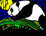 Dibuix Ós panda menjant pintat per Hebe