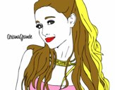 Ariana Grande amb collaret